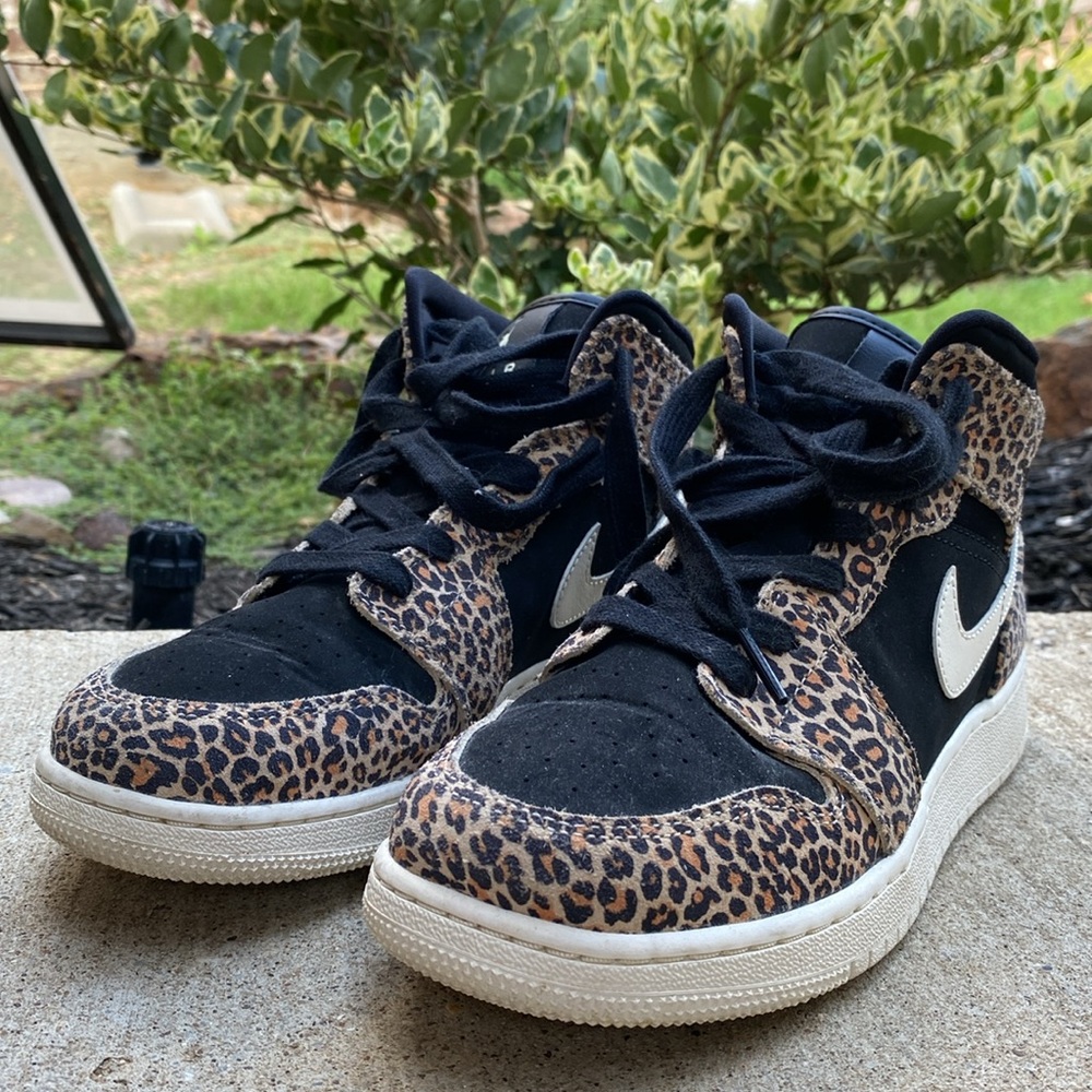 Nike Air Jordan 7Y Leopard GS Like NEW lightly worn Mids